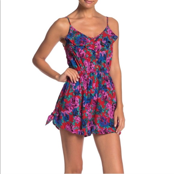 NWT Band of Gypsies Ruffle Top Floral Print Romper - Picture 2 of 8